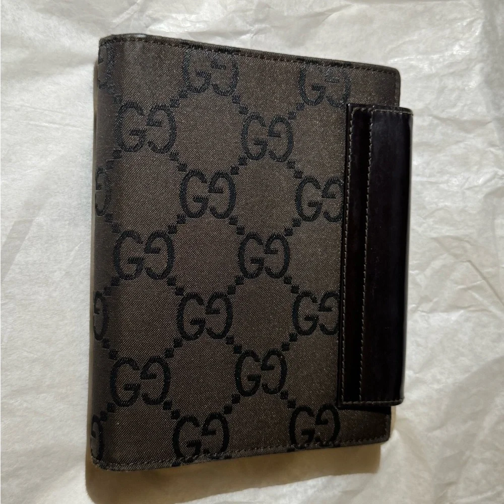 Gucci notebook with original notebook paper & ruler - Picture 2 of 12